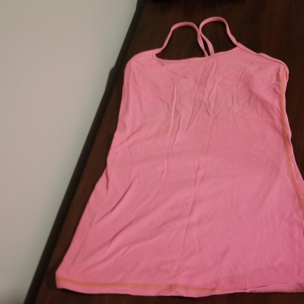 Lululemon y tank